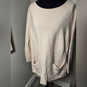 COS Cozy Women’s Pocket Sweater in Light Beige 100% wool